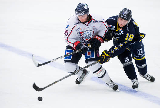 Patrik Zackrisson, Linköping, och Jesper Fasth, HV71