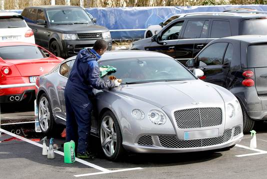 Nettoyage des voitures des joueurs - 15.03.2013 -