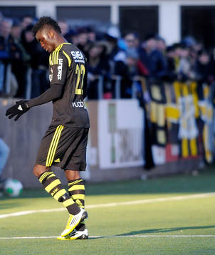 AIKs nr 22 Kwame Amponsah Karikari blir utvisad