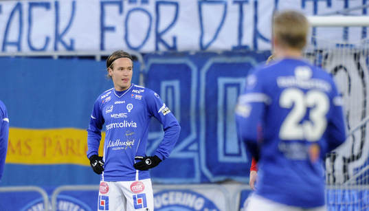 Åtvidabergs nr 11 Viktor Prodell deppar