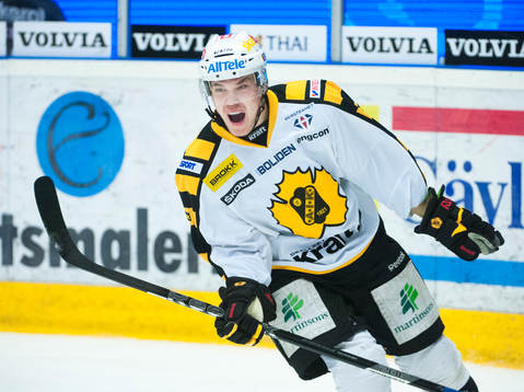 Oscar Möller, Skellefteå, jublar