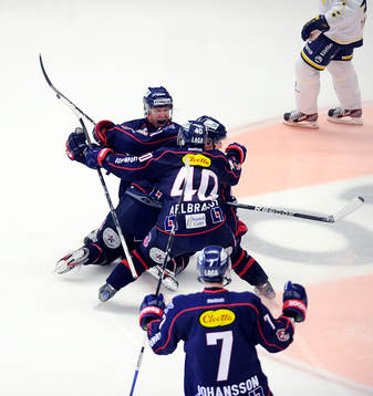 5-4 målet av nr 11	 Simon Hjalmarsson