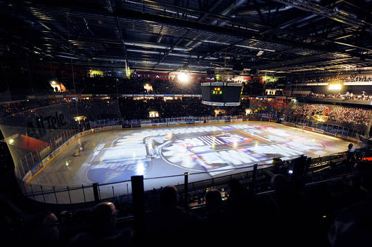 Cloetta Center fullsatt 8500 personer i publiken