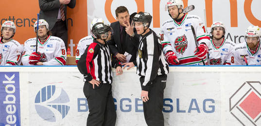 Ulf Samuelsson Head Coach MODO protestar mot domarbeslut