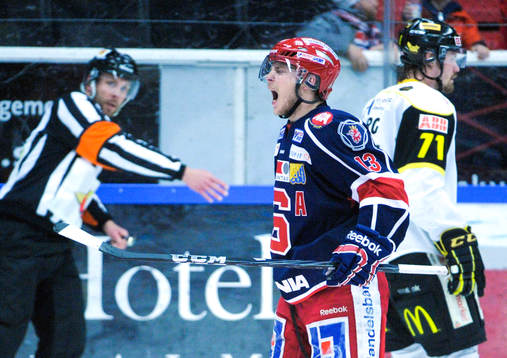 Fredric Andersson, Södertälje, jublar
