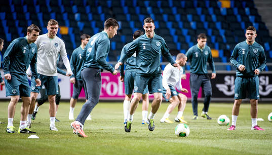 Irland tränar på Friends Arena