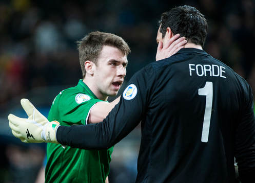 Seamus Coleman, hyllar David Forde, målvakt, Irland