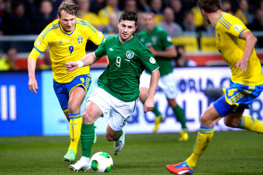 Kim Källström, Sverige jagar Shane Long, Irland