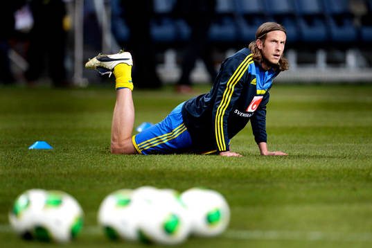 Jonas Olsson värmer upp
