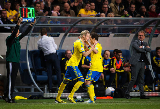 Tobias Hysén byts ut mot Ola Toivonen, Sverige
