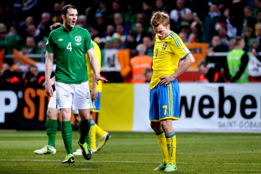 Sebastian Larsson, Sverige deppar
