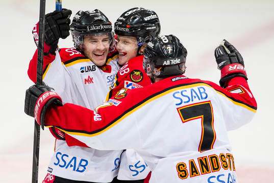 Jubel i Luleå sedan Daniel Mannberg avgjort med 4-2 i