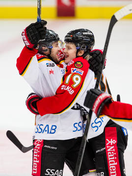 Jubel i Luleå sedan Daniel Mannberg avgjort med 4-2 i