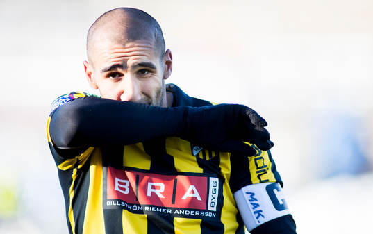 Mohammed Ali Khan, Häcken