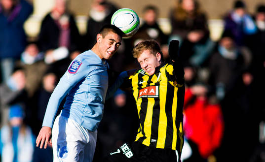 Amin Nazir, Malmö FF, i nickduell med