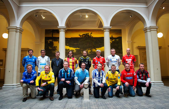 Lagbild på de allsvenska tränarna 2013, från vänster