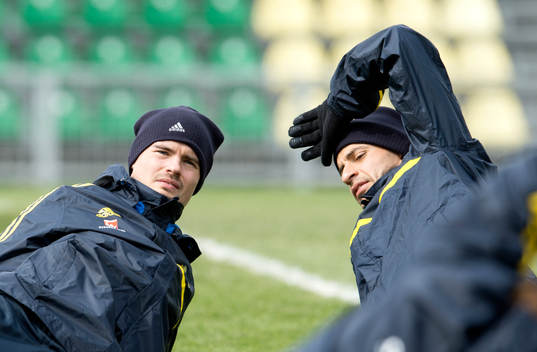 Mikael Lustig och Behrang Safari, Sverige