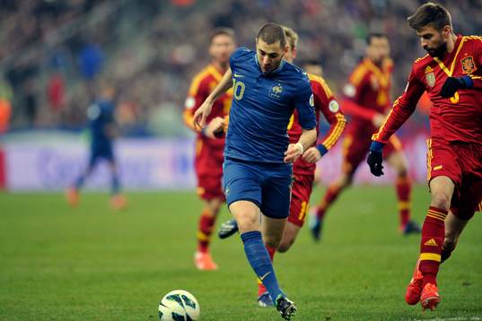 Karim BENZEMA / Gerard PIQUE  - 26.03.2013 - France /