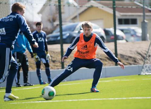 Adam Johansson gör sin första träning med IFK Göteborg