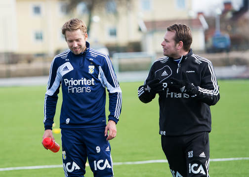 Adam Johansson gör sin första träning med IFK Göteborg