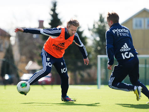 Adam Johansson gör sin första träning med IFK Göteborg