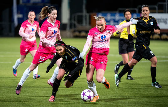 Bläddra bland fler bilder av Fotboll, Dam, Champions League, Kopparbergs Göteborg - Juvisy