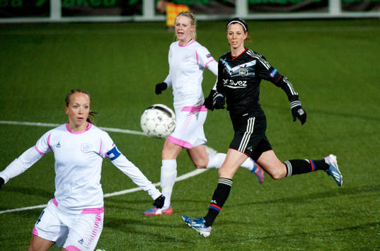 Lotta Schelin, Lyon