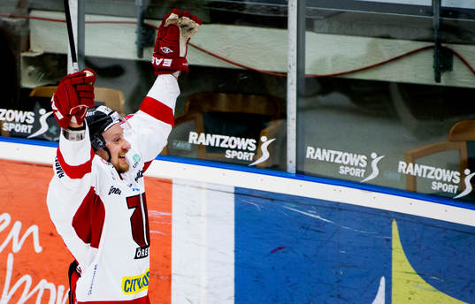 Marcus Weinstock, Örebro, jublar