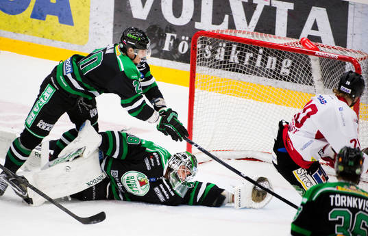 Ziga Pavlin, Martin Gerber, målvakt, Rögle, kan inget
