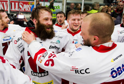 Emil Kåberg, Johan Wiklander, Örebro, jublar ihop