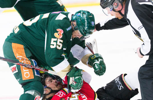Bläddra bland fler bilder av Ishockey, SM, Semifinal, omg 1, Färjestad BK-Luleå HC