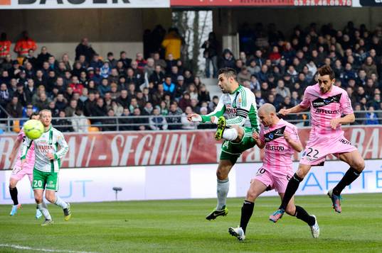 Goal Benjamin NIVET - 30.03.2013 - Troyes / Saint Etienne -