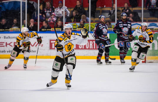 Viktor Arvidson, Skellefteå skjuter ifrån blåa och
