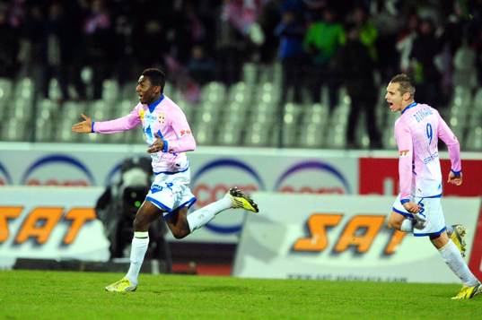 Joie Clarck NSIKULU - 30.03.2013 - Evian Thonon / Reims -
