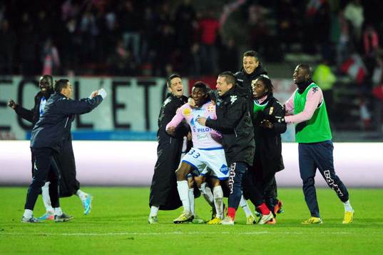 Joie Clarck NSIKULU - 30.03.2013 - Evian Thonon / Reims -