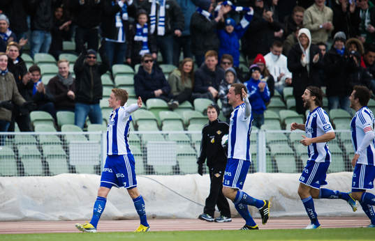 Sam Larsson gör 0-3 för IFK Göteborg. Jubel