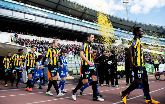 Häcken tågar ut till matchen, Björn Anklev, Kari