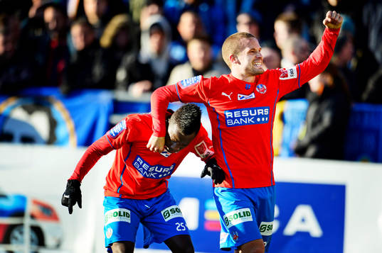 Christoffer Andersson kramar om David Accam
