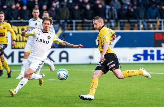 James Keene, Elfsborg, skjuter 2-2