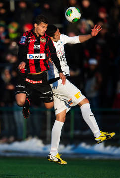 Mauricio Albornoz, Brommapojkarna, i en luftduell med Juan