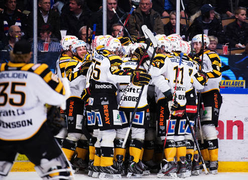 Jubel bland Skellefteås spelare