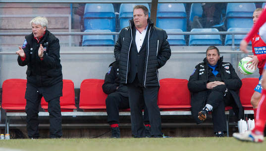 Kalle Björklund och Roar Hansen, tränare, och Sverker