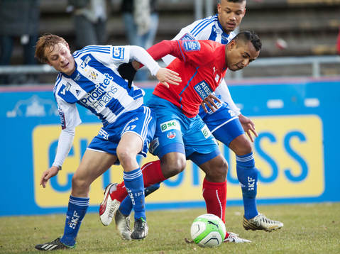 Joel Allansson och Mikael Dyrestam, IFK Göteborg tar hand