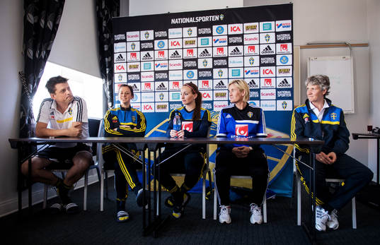 Mats Börjesson, läkare, Lotta Schelin, Kosovare Asllani,