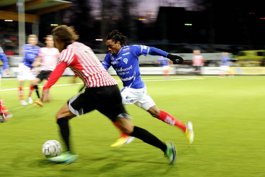 Kamp om bollen Åtvidaberg 6 Mohamed Abubakari