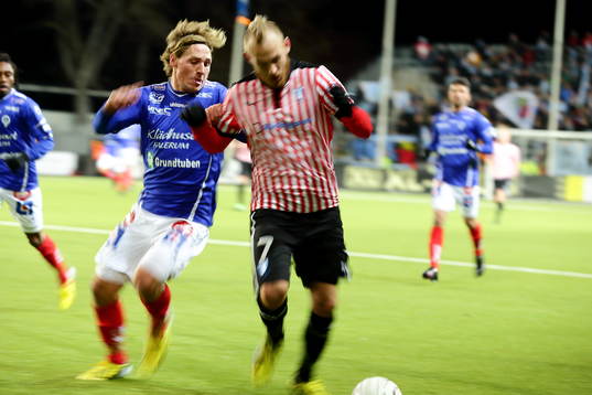 Kamp om bollen Åtvidaberg 32 Martin Christensen, Malmö 7