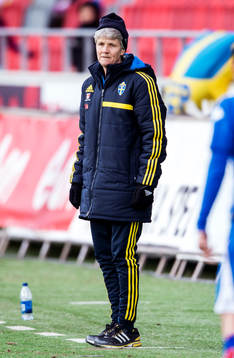 Pia Sundhage, förbundskapten, Sverige