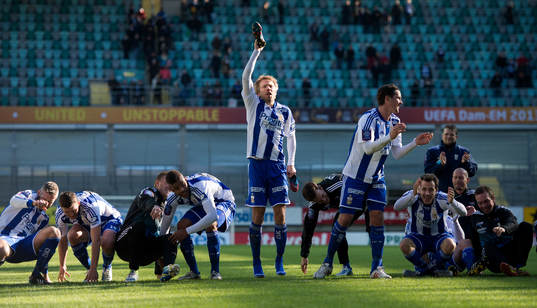 IFK Göteborg och Adam Johansson tackar publiken