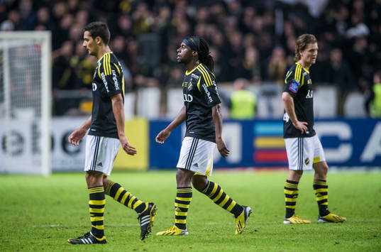 Celso Borges, Martin Kayongo-Mutumba, AIK. Lämnar arenan