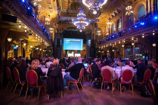 Hanna Marklund och Anna Brolin på Berns i Stockholm